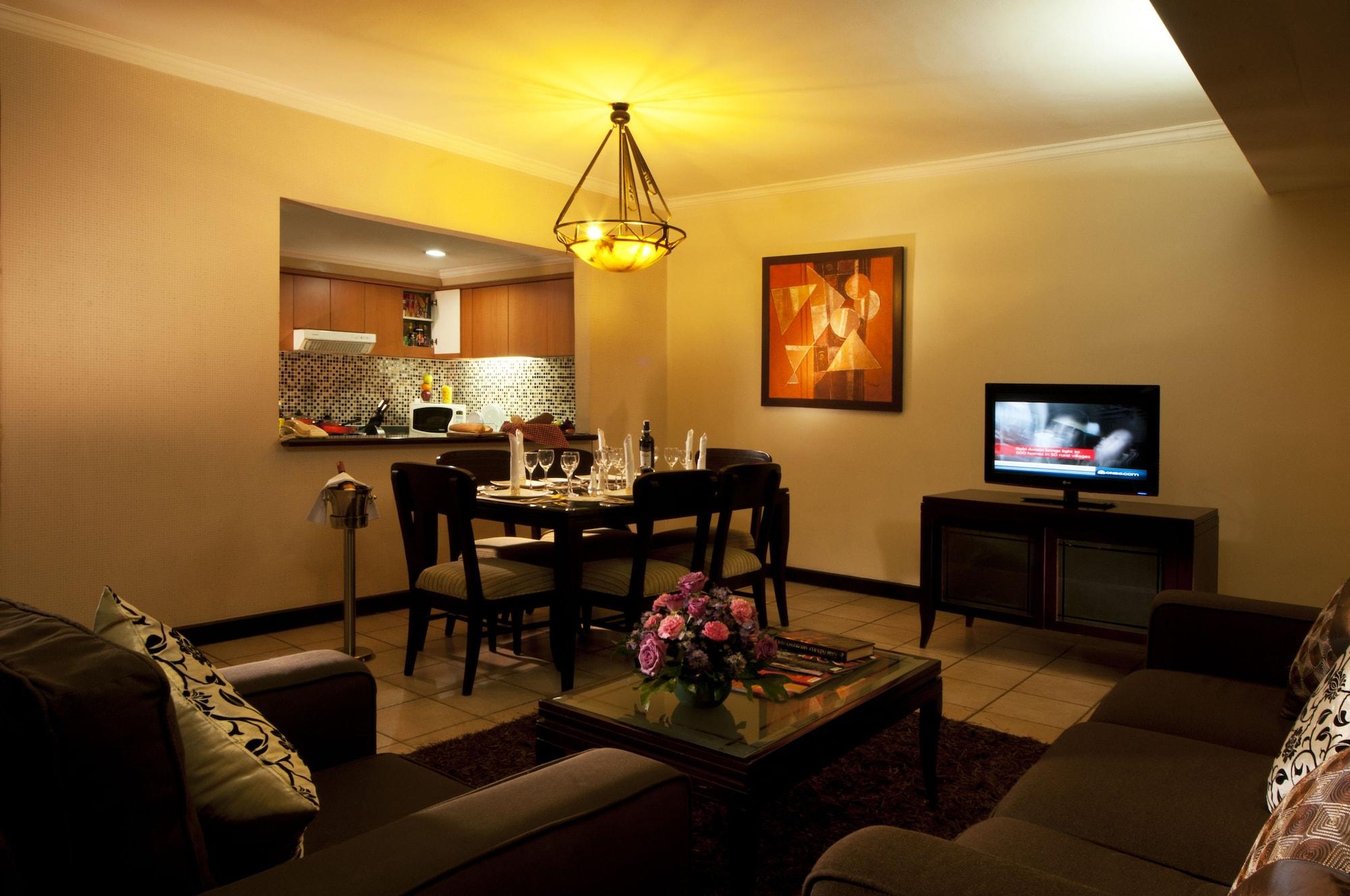 Grand Tropic Suites Hotel Jakarta Luaran gambar